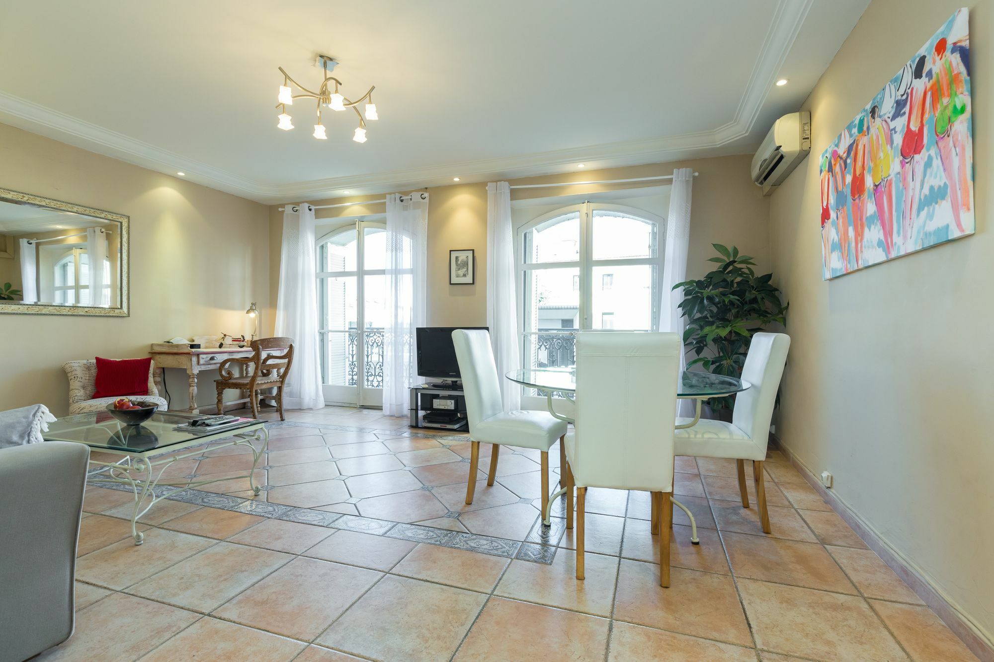 Lovely 2 Bed 2 Bath Apartment In Cannes On Rue Antibea Easy Walk To The Palais 224 מראה חיצוני תמונה