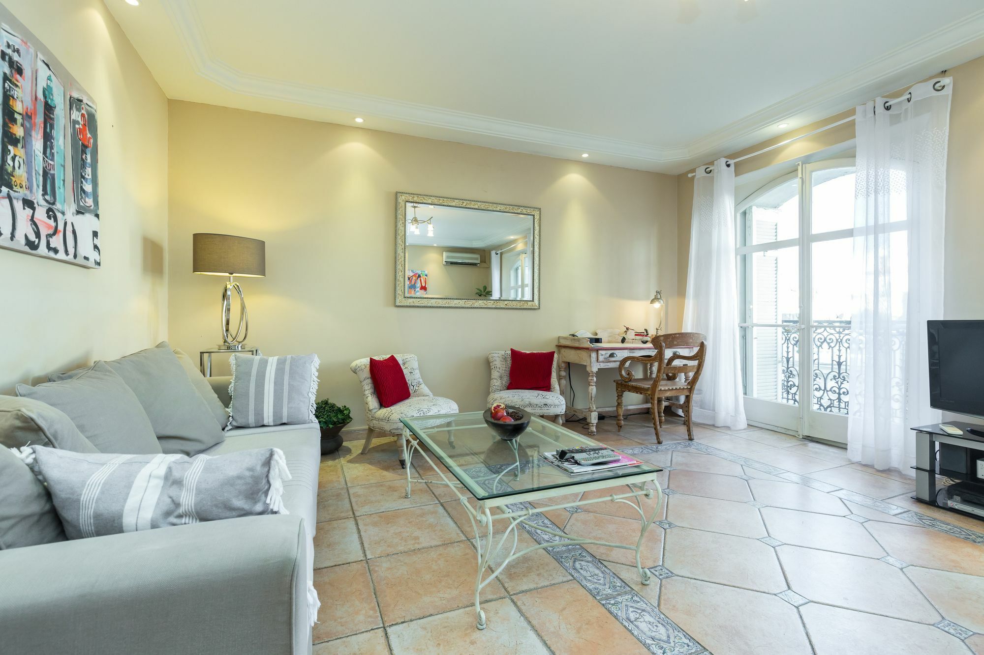 Lovely 2 Bed 2 Bath Apartment In Cannes On Rue Antibea Easy Walk To The Palais 224 מראה חיצוני תמונה